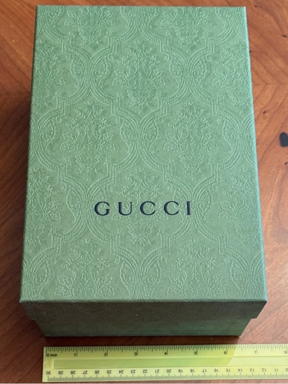 GUCCI Empty Gift Box Storage Box Replacement Box Tissue Paper Green  10”x7”x4” - Picture 4 of 7